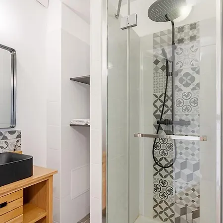 De Standing Apartment Saint-Denis (Seine-Saint-Denis)